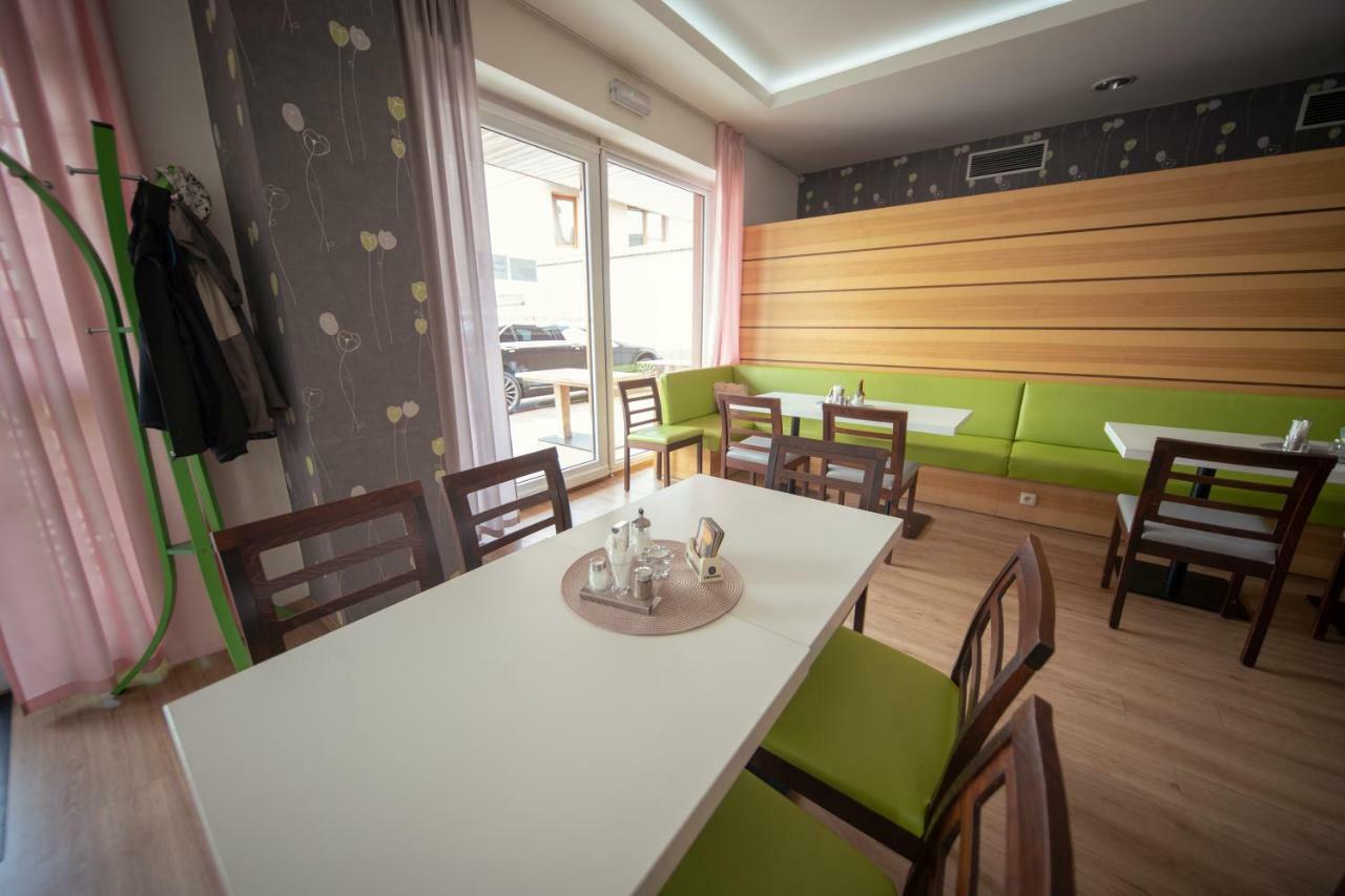Penzion u Bláhů Dolany  Exterior foto